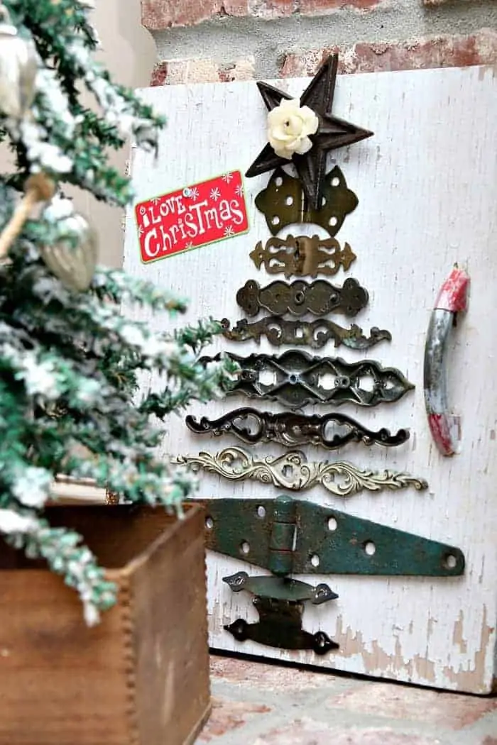 9 Wall Decor Christmas Trees Made From Old Junk