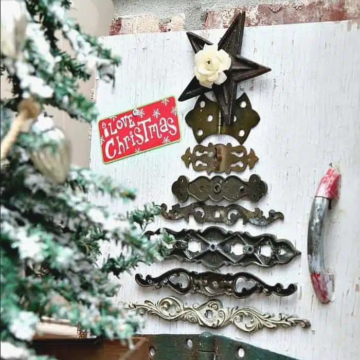 Upcycled Christmas Decor Wall Hanging - House of Hawthornes