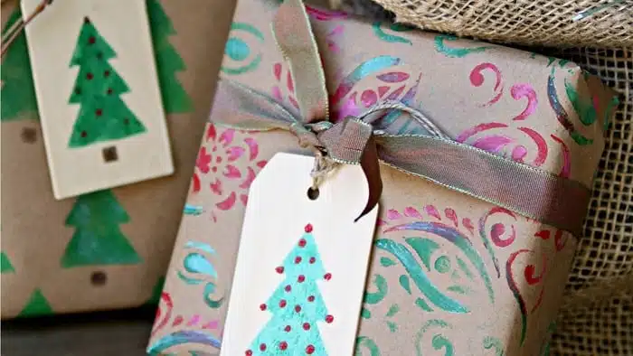 DIY Christmas Wrapping Paper & Christmas Gift Tags - Petticoat Junktion