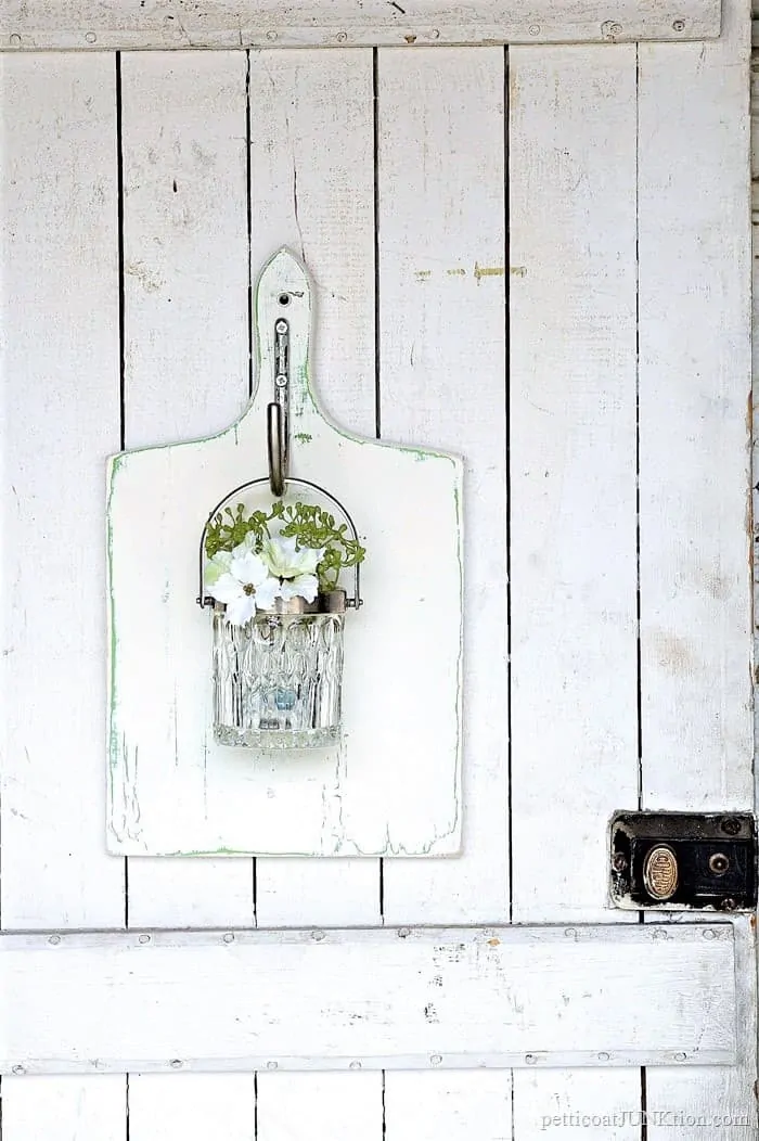 diy hanging glass wall vase