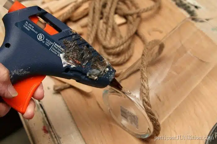 hot glue for nautical rope