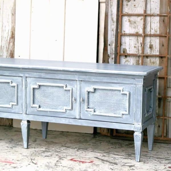 How to Whitewash Furniture: Step-By-Step Guide With Tips and Project Ideas