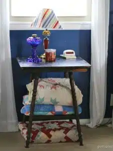 cropped-antique-table-before-painting_thumb.jpg