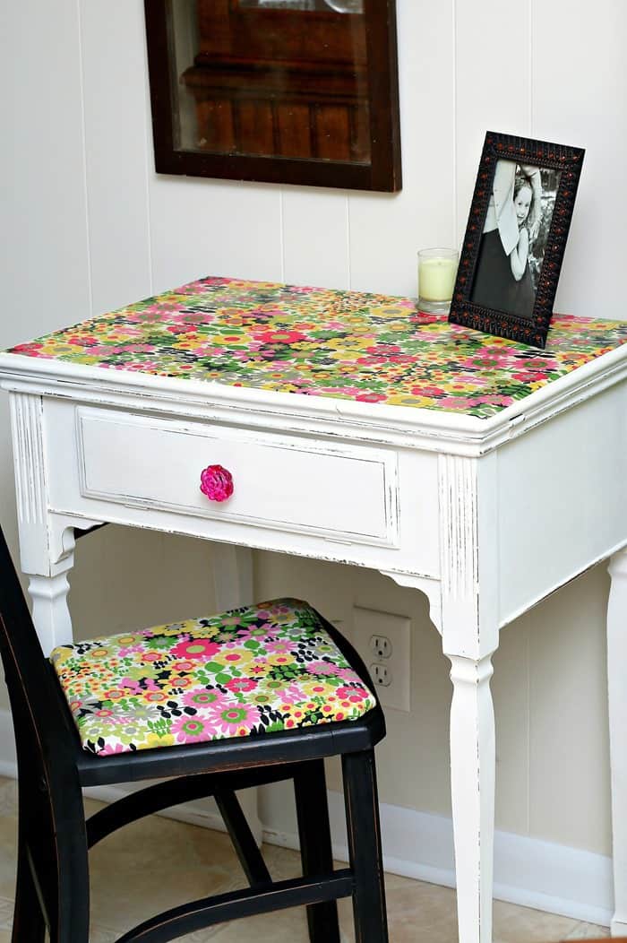 quick and easy paper application. How to put paper on furniture. Using mod  podge to put paper on drawers. how to attach drawer liners to furniture.  Decorative paper on dresser drawers. 