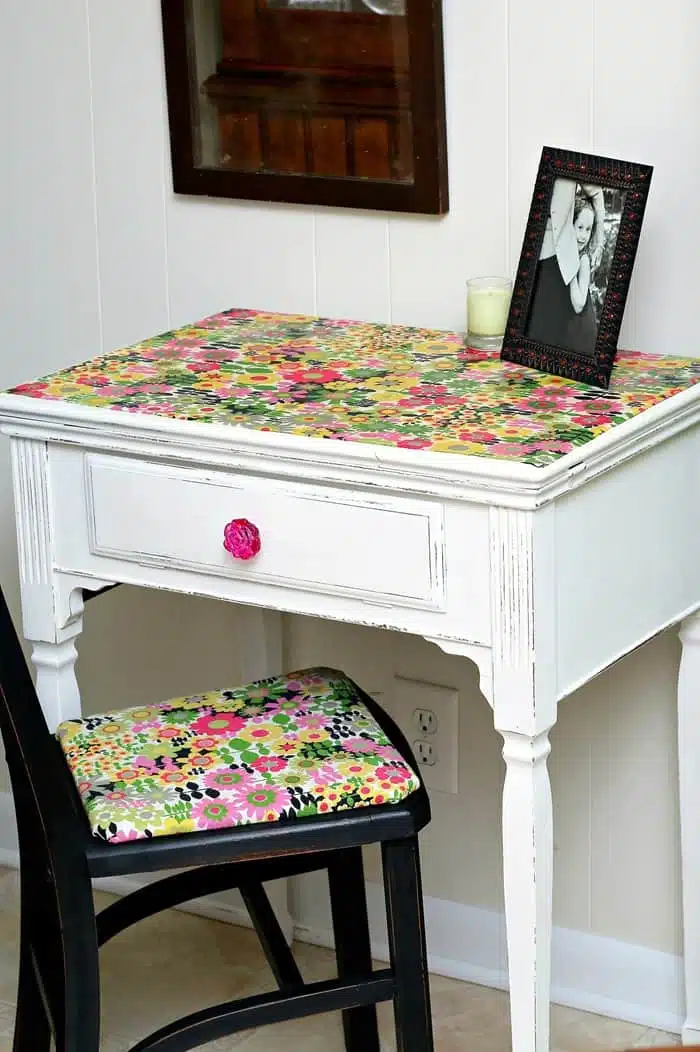 How to mod podge furniture using Hard Coat Mod Podge on furniture and Fabric Mod Podge on the fabric for the project