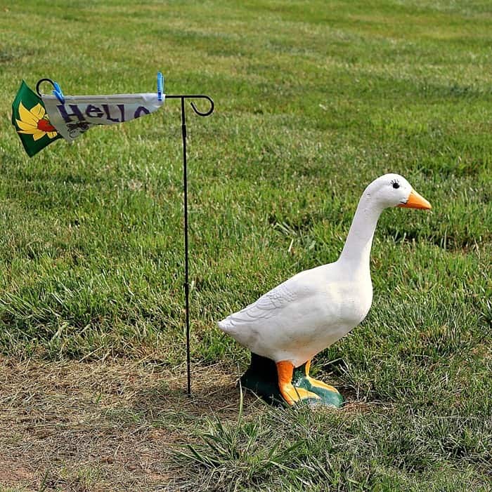 how to paint cement lawn statues