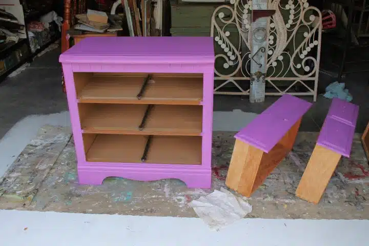 painting a nightstand