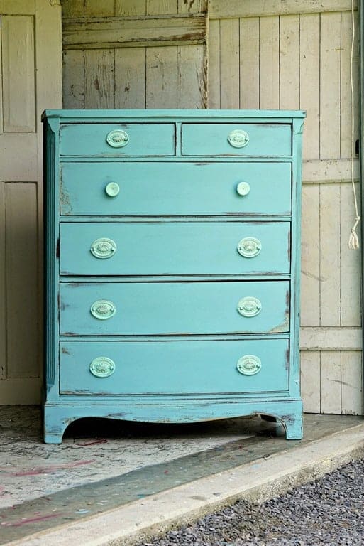 Save Damaged Furniture Using A Simple Paint Technique - Petticoat Junktion