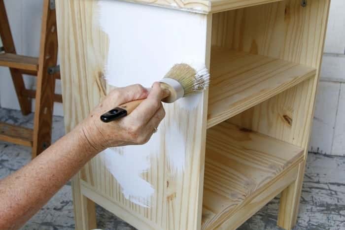 painting the guest room nightstand with FolkArt Home Decor Chalk