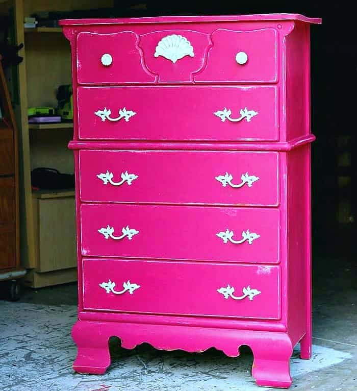how to paint furniture with latex paint