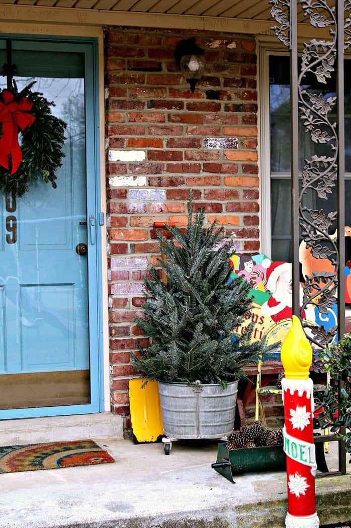 Christmas Porch Decorating With My Favorite Vintage Finds