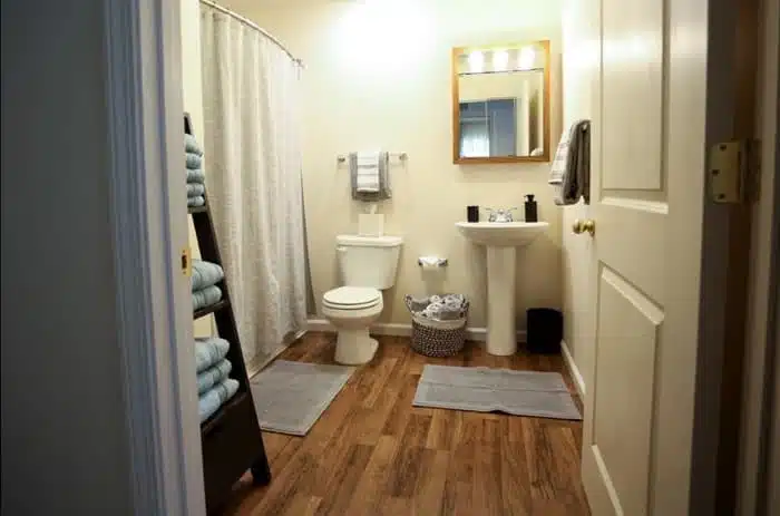 guest bathroom Home for the Holidays Warrick Dunn Charities