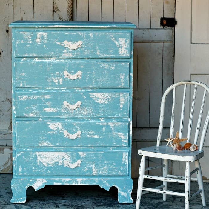 The Beginner's Guide To Painting Furniture With Chalk Paint - Small Stuff  Counts