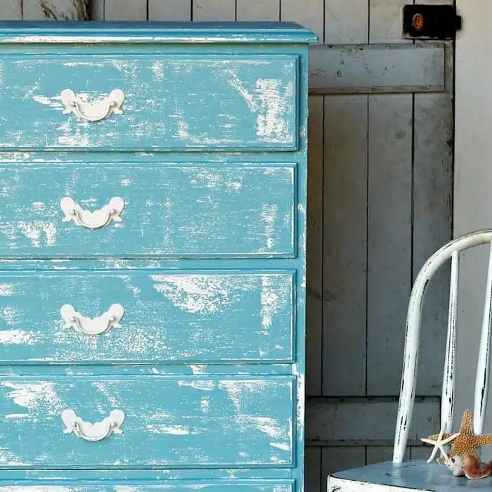 easy paint layering chalk finish for furniture