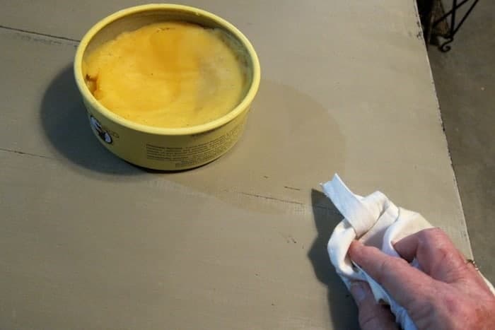 wax for chalk finish furniture