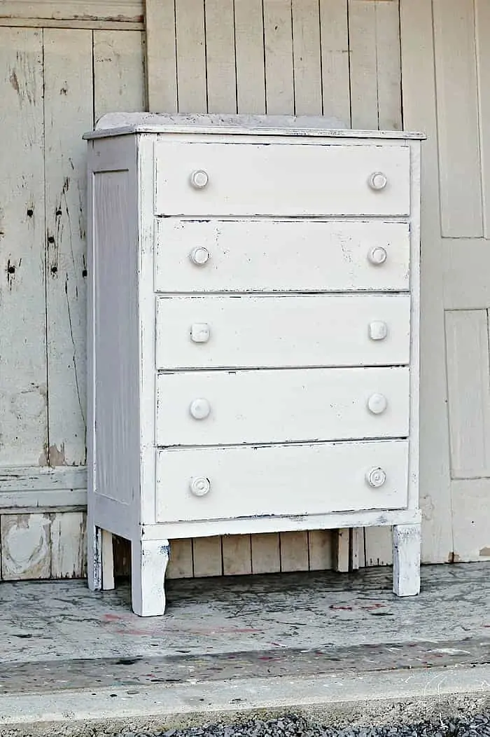 Throw away furniture makeover with white paint
