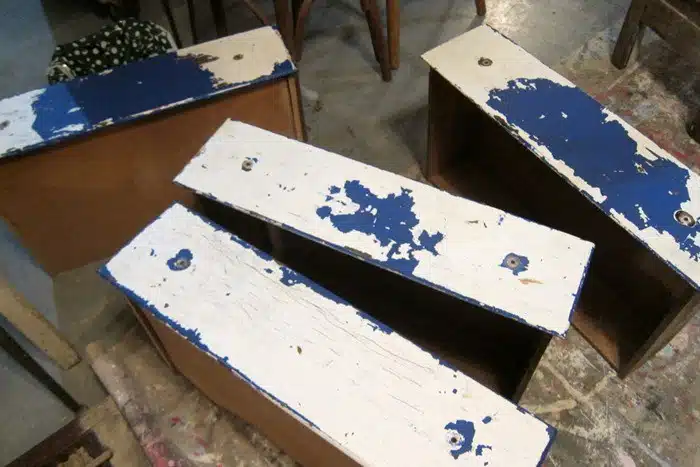 chippy paint drawers