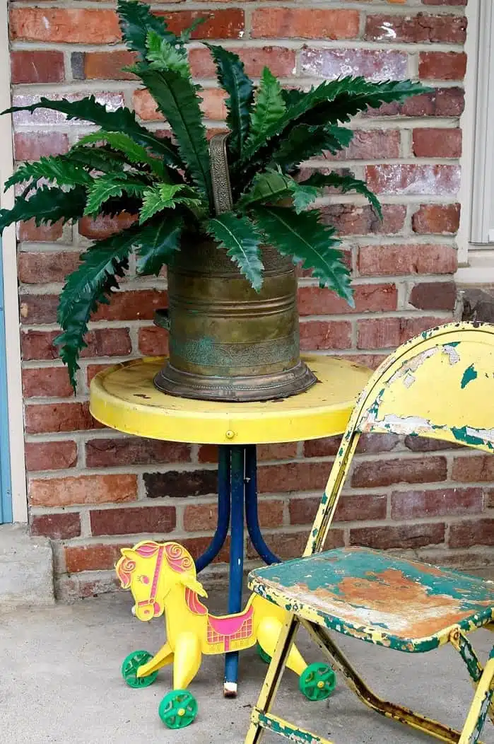 Yellow Front Porch Decor And A Sparkly Rabbit Ears Wreath