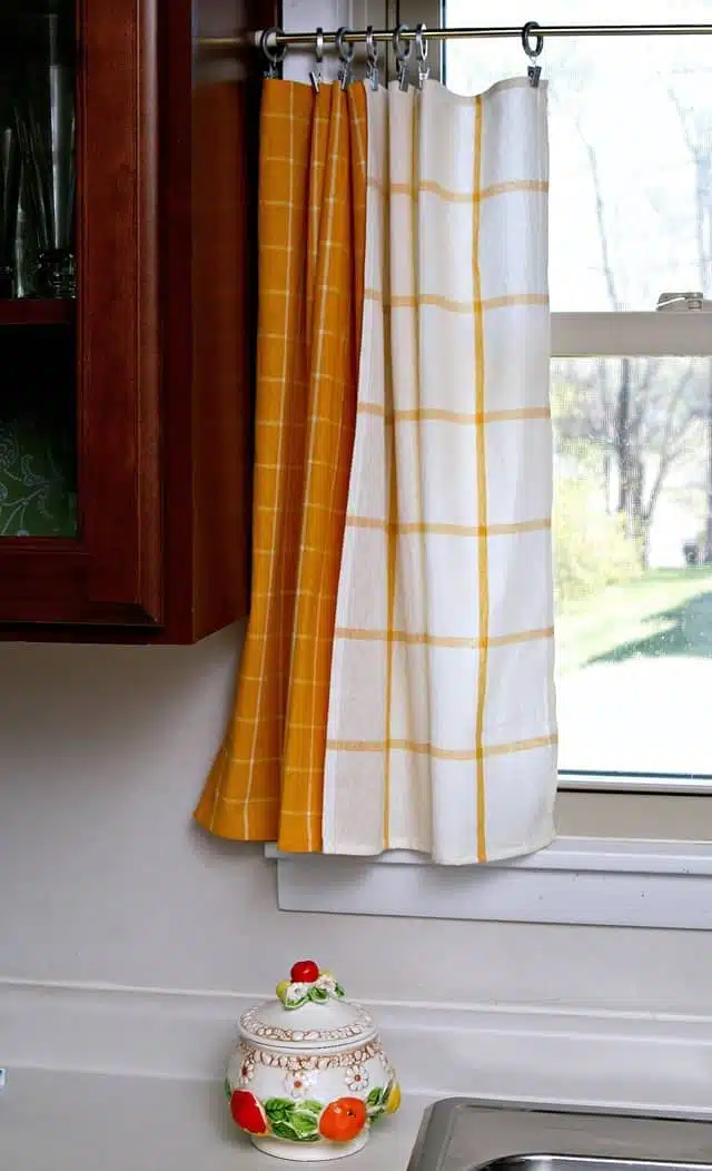 kitchen curtains made using IKEA yellow dish towels