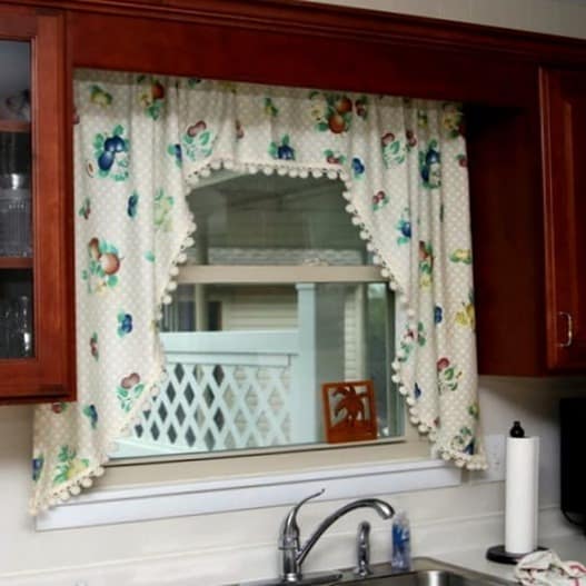 swag kitchen curtains