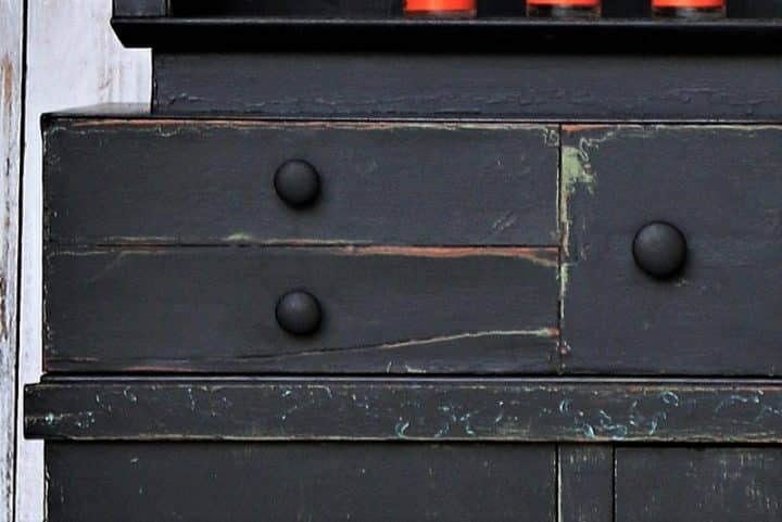 wood knobs spray painted black