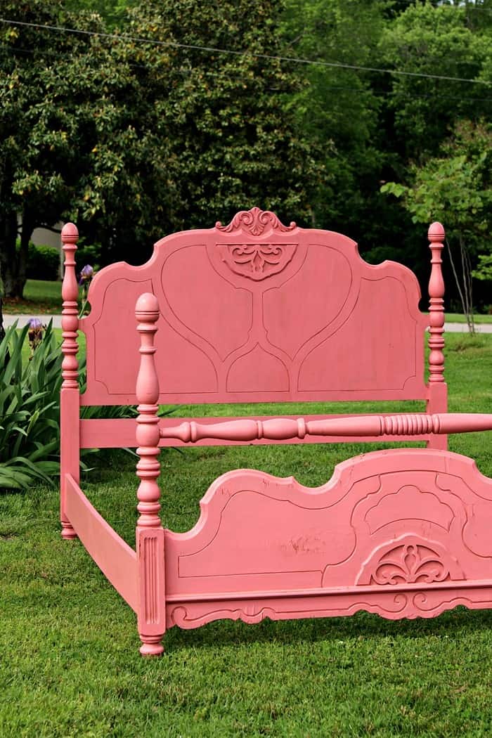 How To Make Painted Furniture Look Old By Using Dark Wax