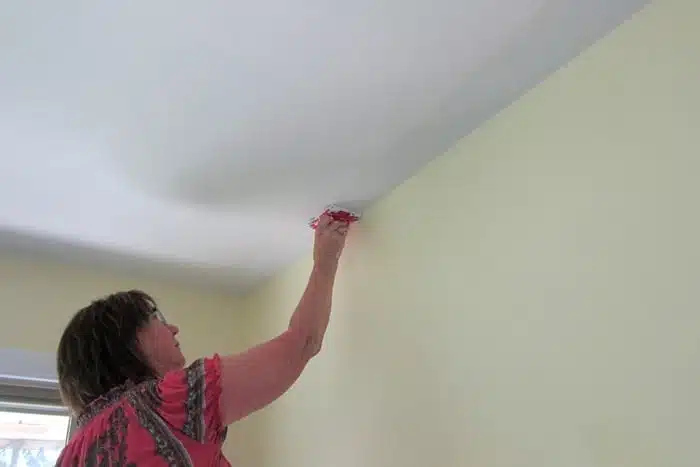 cutting in the ceiling when painting