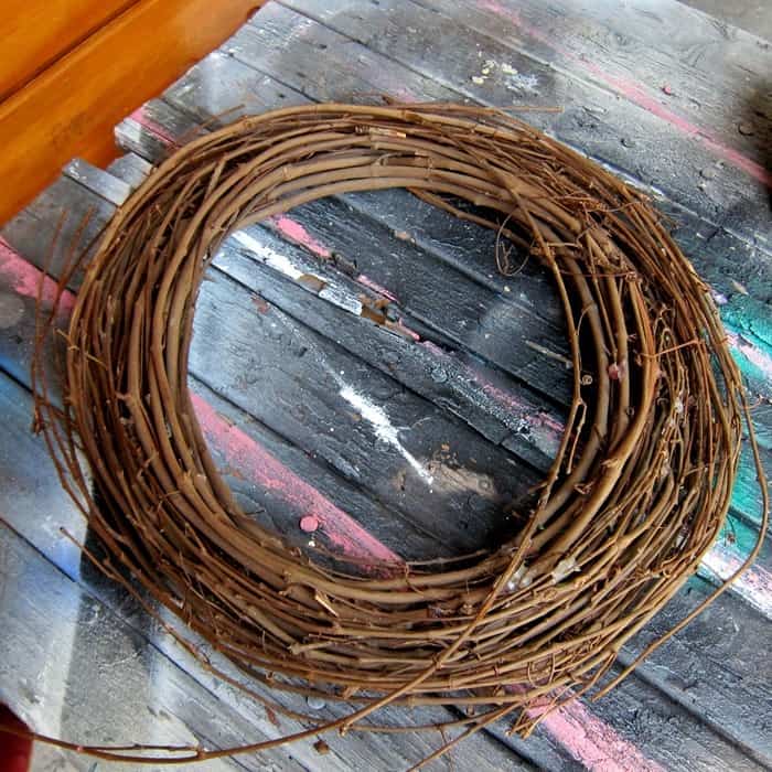 grapevine wreath for parrothead project