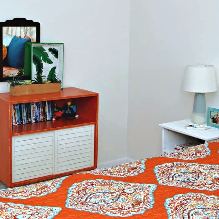 how to decorate a bedroom with white walls