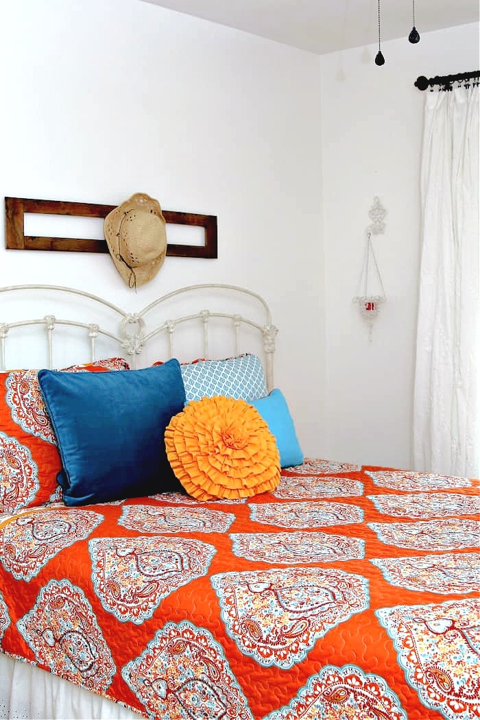 how to paint bedroom walls white (1)