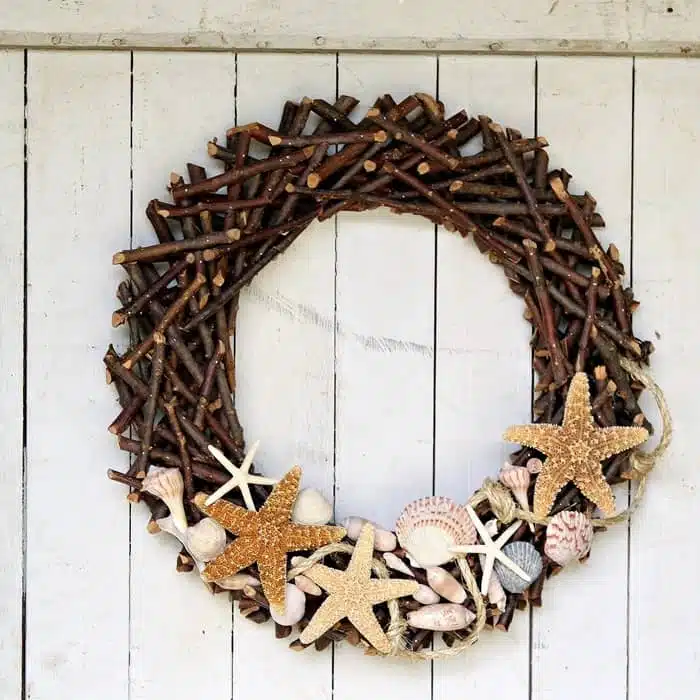 seashell wreath with sisal rope and starfish