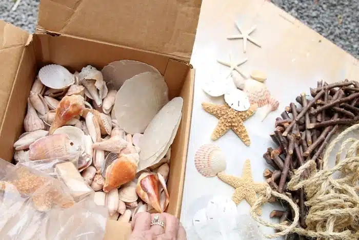 seashells and starfish diy beach inspired wreath idea