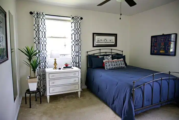 Blue And White Bedroom Makeover Reveal With Pops Of Red