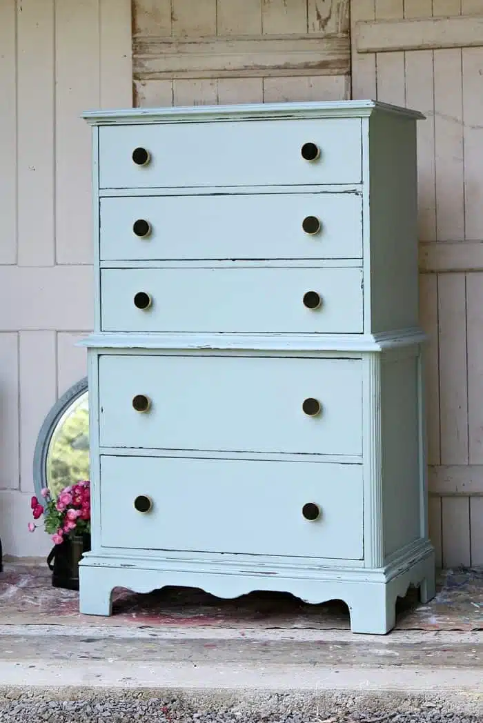 Simple Green Wet Distress Painted Furniture Technique