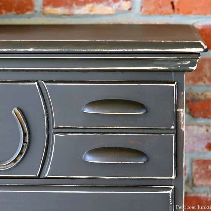 how to distress painted furniture