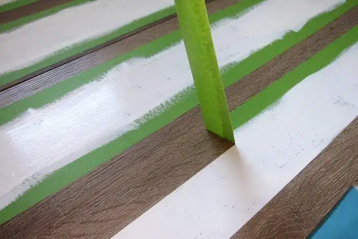 how to remove painters tape when paint project is finished