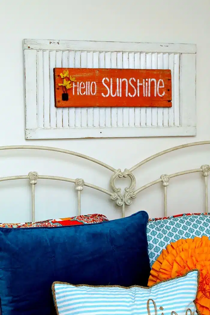 DIY Stenciled Shutter Sign Hello Sunshine