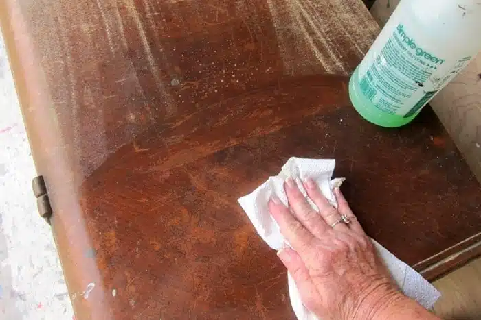 cleaning furniture before painting