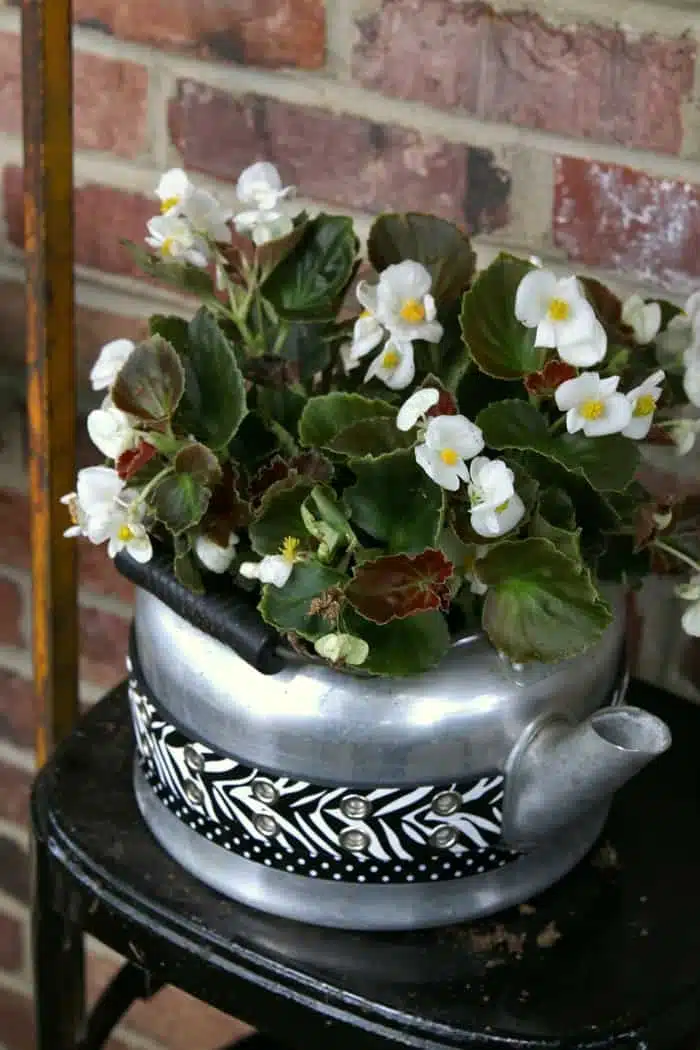 upcycled diy teapot flower pot