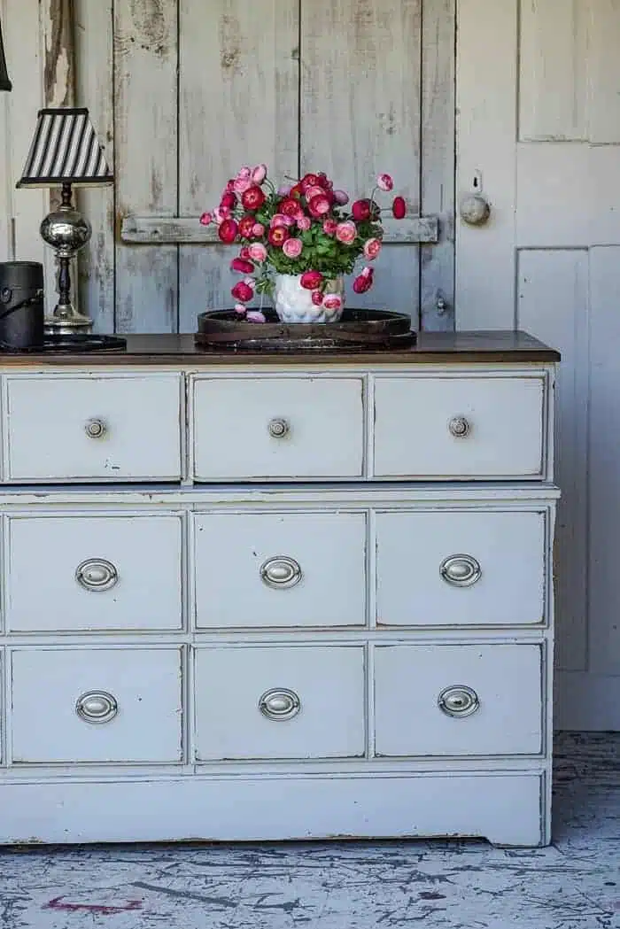 painted-dresser-with-stained-top_thumb