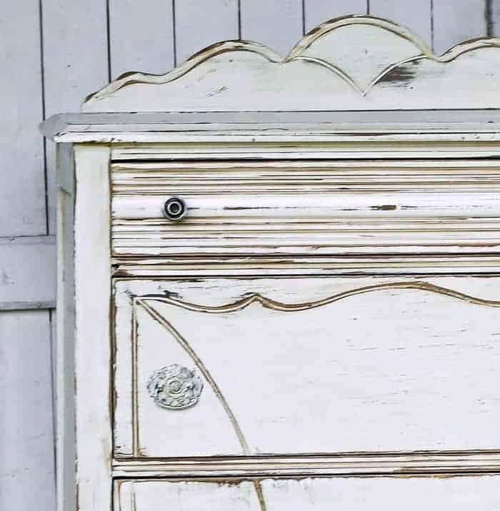 How To Paint Damaged Wood Furniture