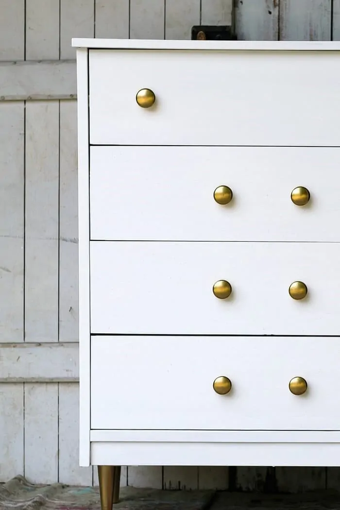 white paint with metallic gold paint is a beautiful paint combination for furniture