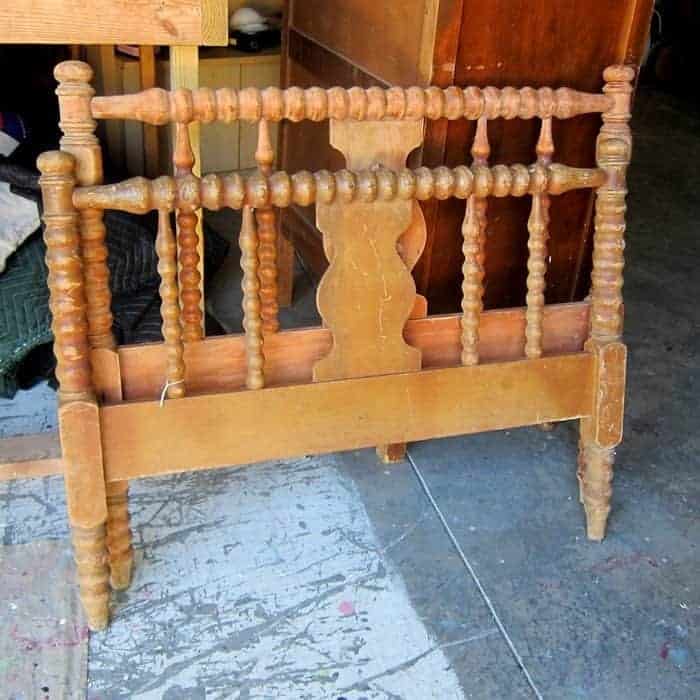 More-Furniture-To-Paint-by-Petticoat-Junktion_thumb
