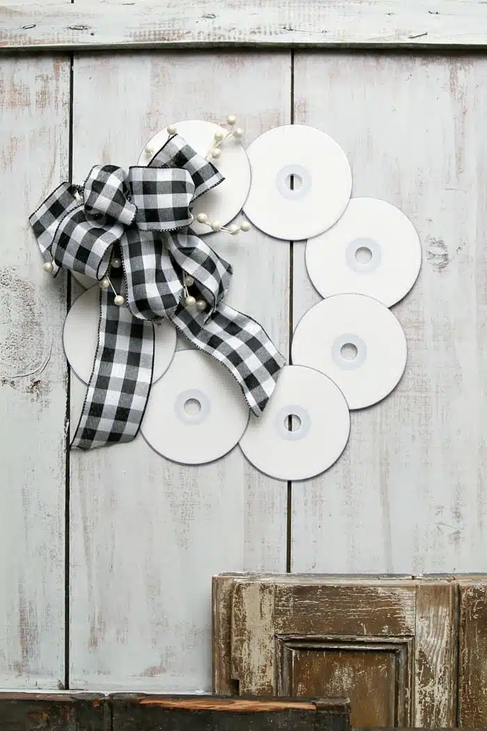 black and white buffalo check bow and CD Wreath project idea