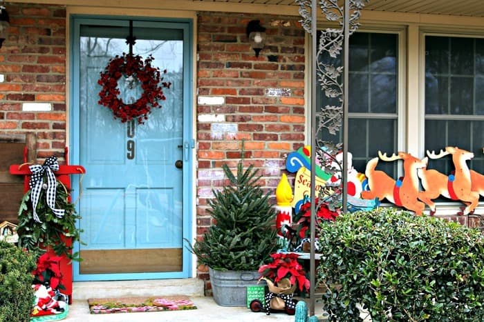 decorating with poinsettias and buffalo check plaid