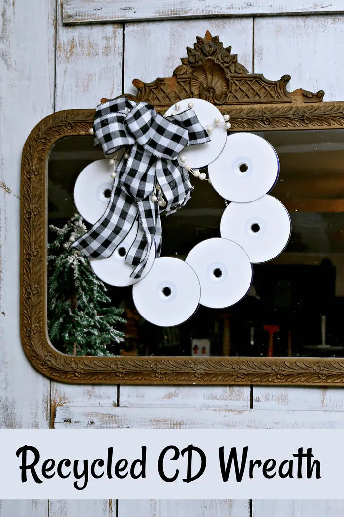 make a recycled cd wreath