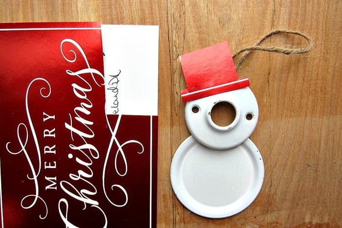 make a snowman top hat using a recycled Christmas Card