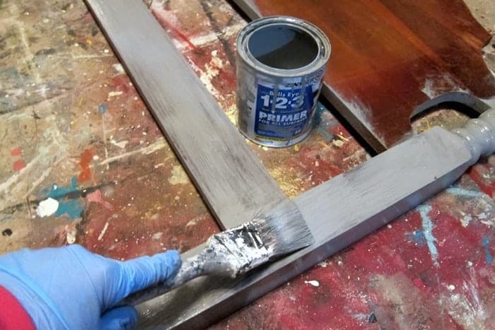 apply gray primer to furniture before painting