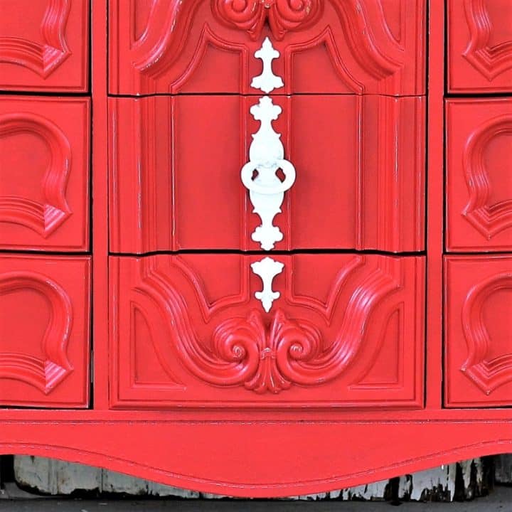 paint old fake wood furniture