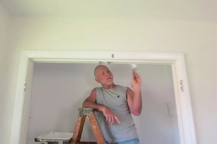 painting a bedroom closet